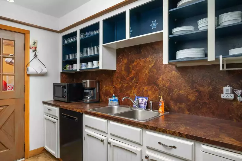 The kitchen is well equipped for a delicious culinary experience. Perfect for cooking dinner, baking cookies, and feeding the whole family!