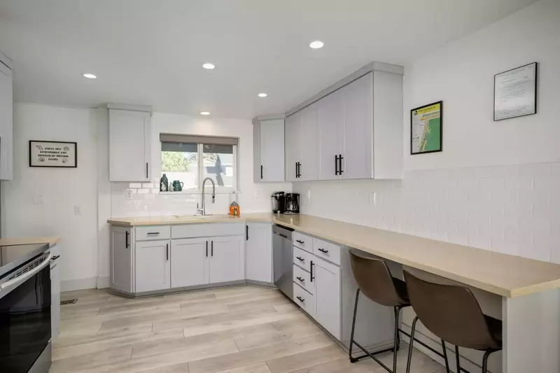 "Great experience with this host and property!" - C