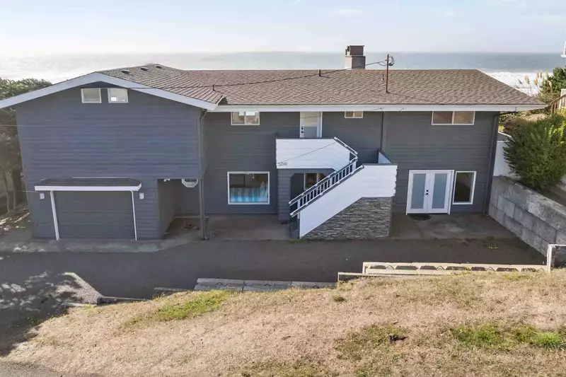 Parking for up to 4 vehicles depending on the size of vehicles.