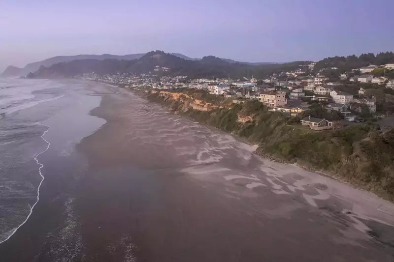 The Oregon Coast Highway is one of the most beautiful places to drive in America!
