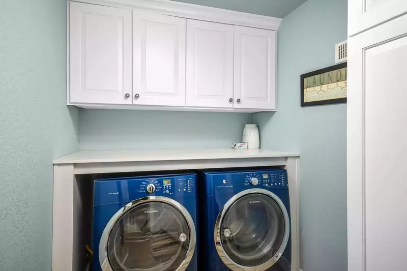 This rental has an up to date washing machine and dryer for guest use.