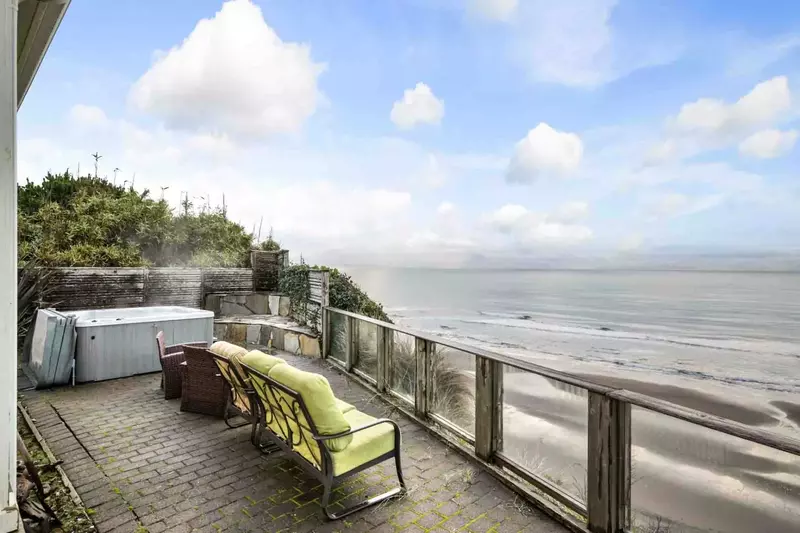 Puffin Place is in the Olivia Beach area of Lincoln City.