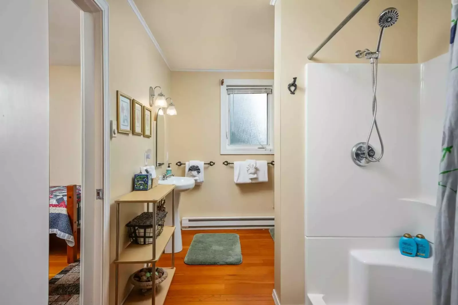 Manzanita is a quiet beach town on the Oregon Coast. Unlike most towns on the coast, downtown is not directly on the highway, so it is very quiet.