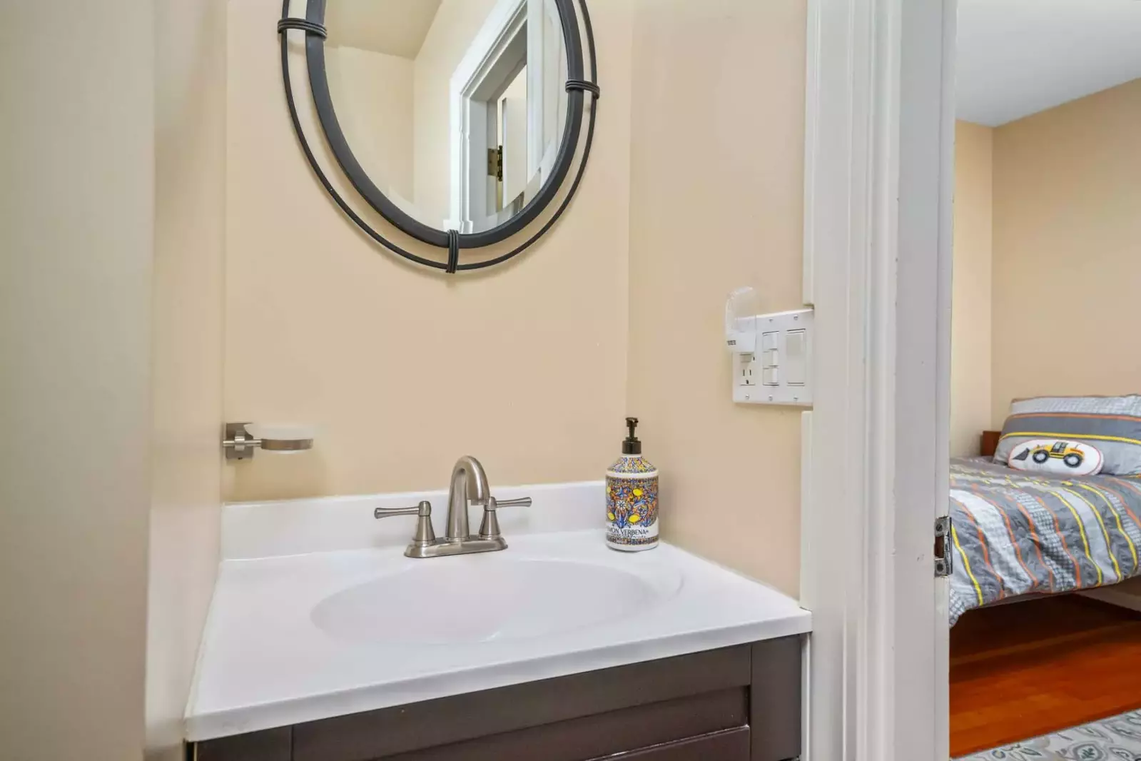 This rental is designed and decorated with great care. Each room has its own personality.