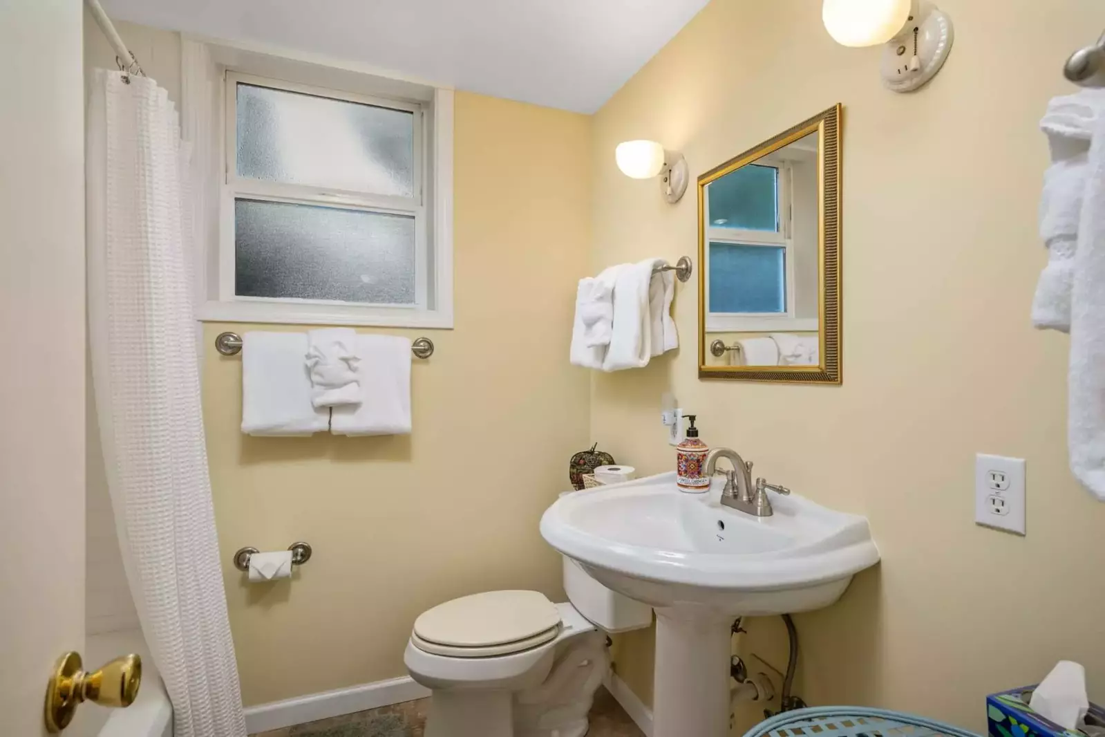 Manzanita is south of Cannon Beach and north of Tillamook. Use this rental as a base camp to explore the Oregon Coast.