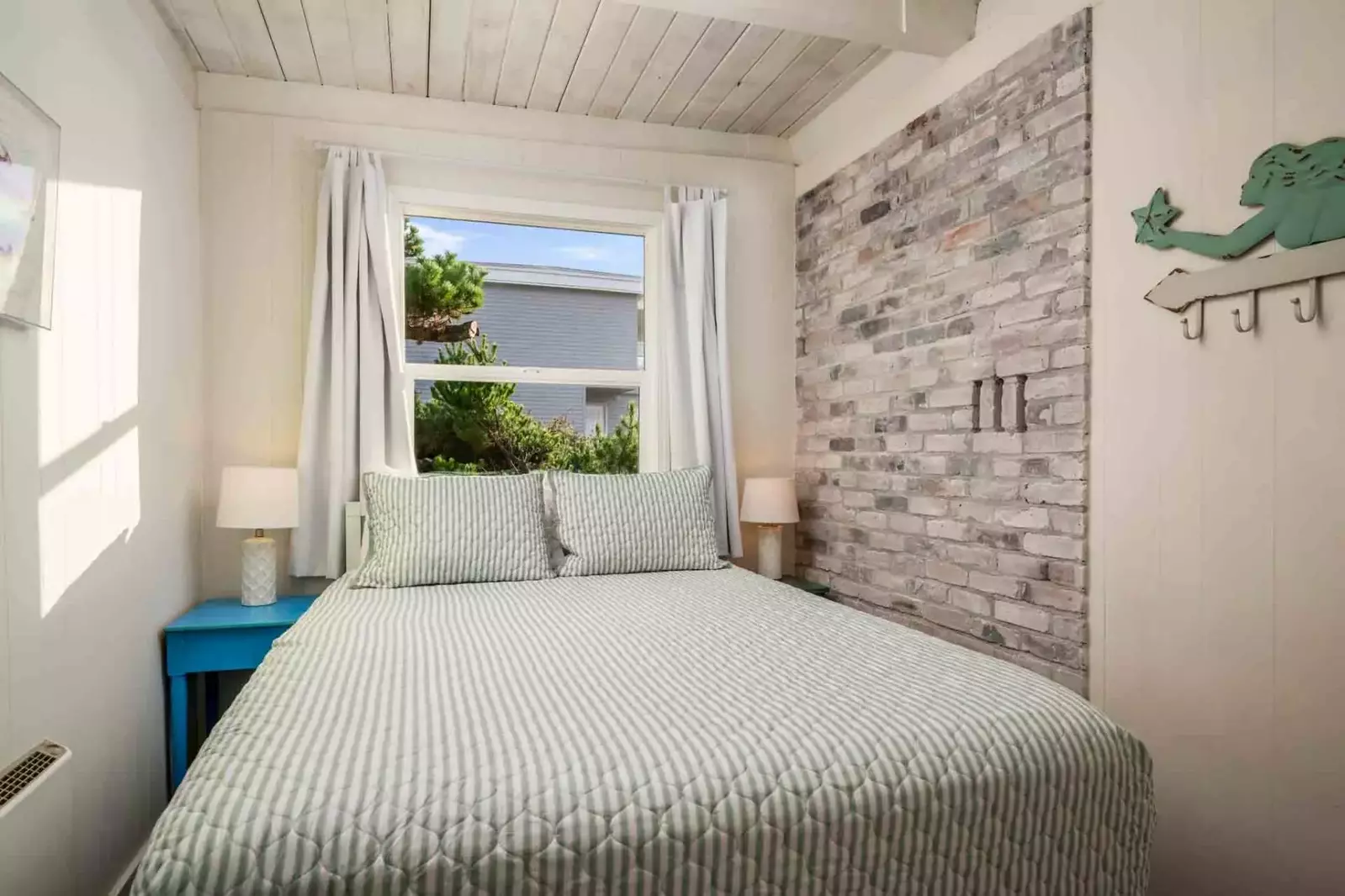 Sleep in and treat yourself to a chill day. You deserve it, you're on vacation!