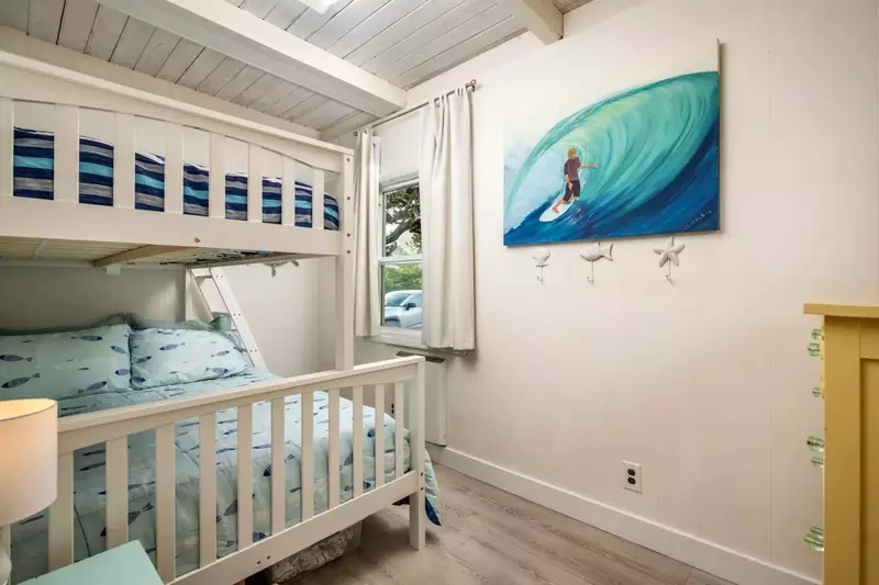 "We have been on a month long cross country trip and this was definitely one of our favorite stops.   Highly recommend!!!" - Iris