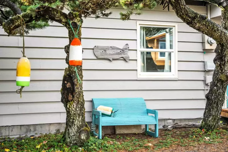 "Super cute house, stunning view and great beach access." - Amy