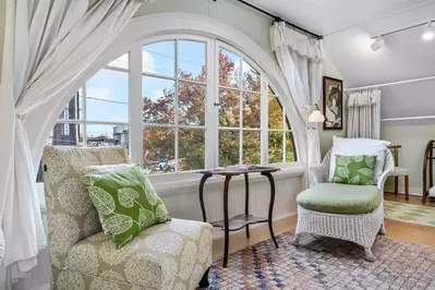 An amazing location just steps from Third Street, this home offers a truly luxurious wine country getaway.