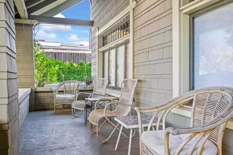 Enjoy sitting on the porch in all seasons. See the town become a winter wonderland, enjoy blooming flowers, a summer breeze, and autumn leaves!