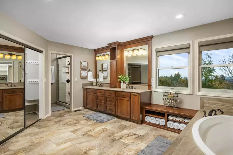 This bathroom is spacious and luxurious,