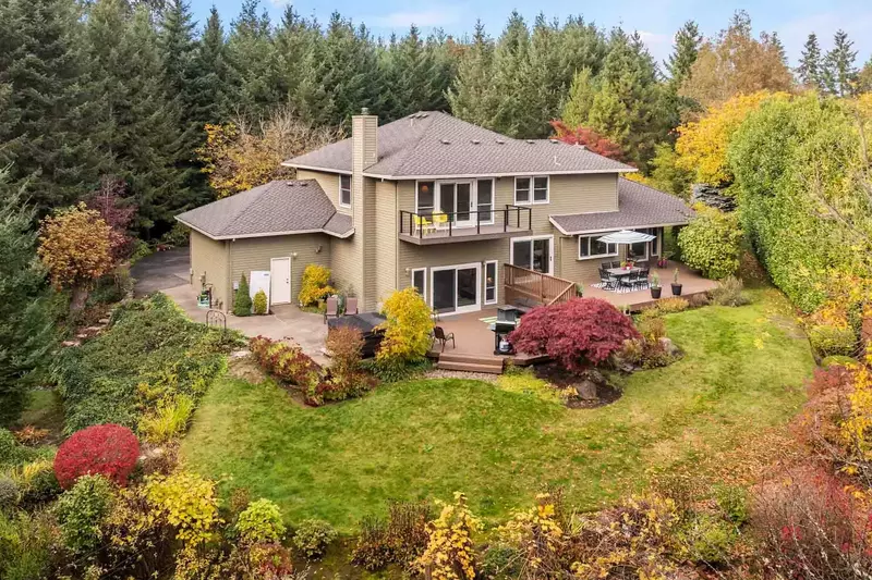 This rental is a nature lovers dream. Guests can see deer walk right by very frequently.