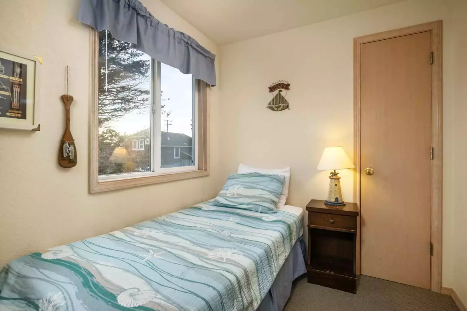 One of our favorite Seaside activities is the aquarium. Go there to see lots of fascinating animals.