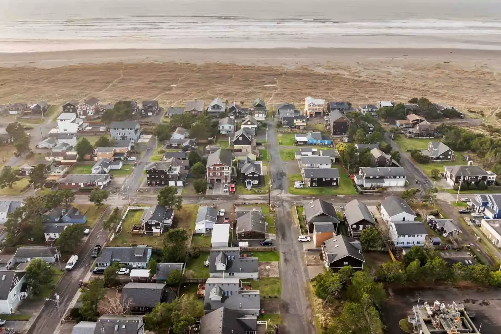 The Oregon Coast is gorgeous in every season. Remember to pack both sunblock and some warm clothing.