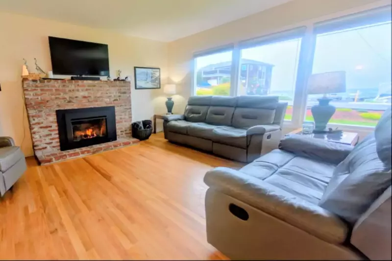 Watch you favorite movies, shows, and sports on this smart tv while relaxing in front of a cozy fire.