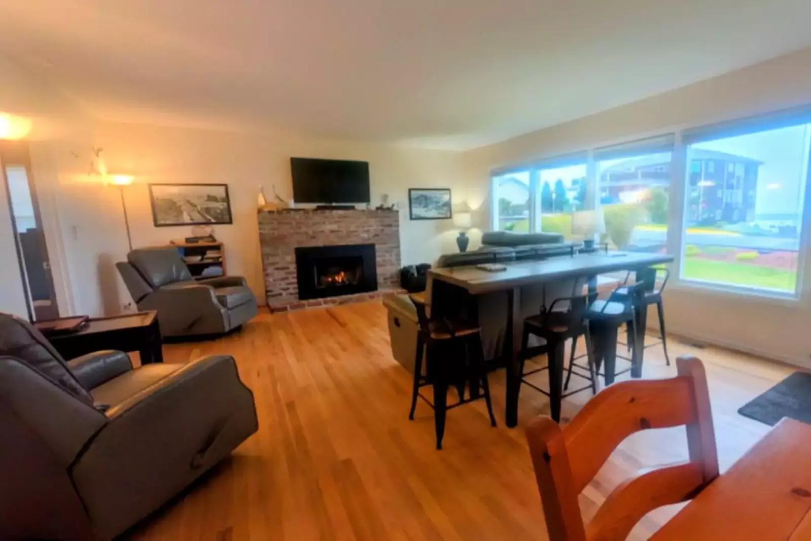 Our team is enthusiastic about ensuring our guests have great stays. Please reach out and we will happily provide local recommendations of all sorts!