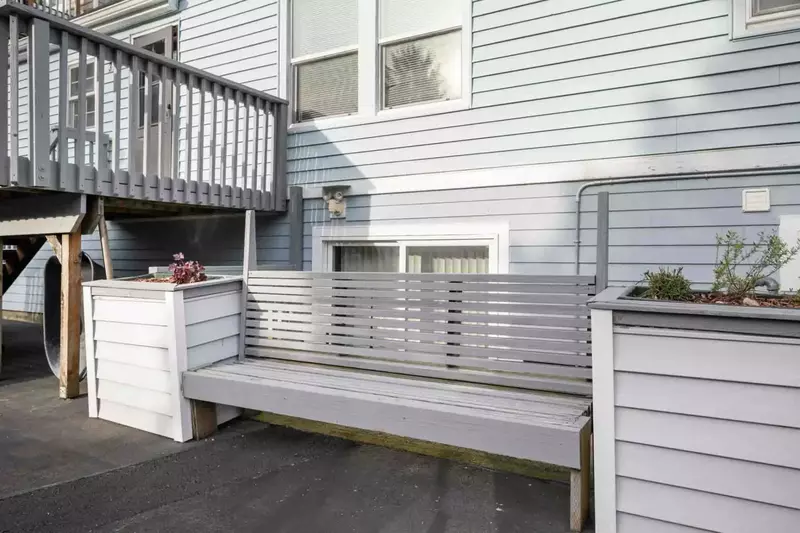 The Oregon Coast is gorgeous in every season. Remember to pack both sunblock and some warm clothing.