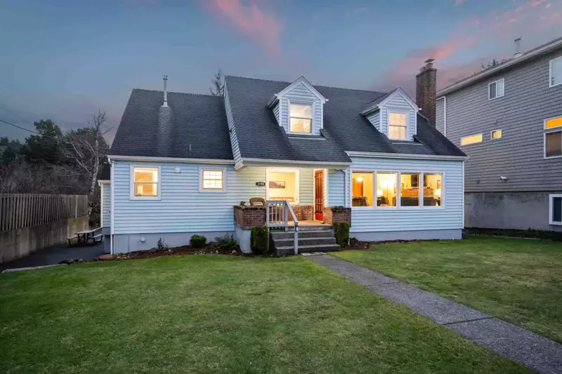 Seaside is one of Oregon's most popular beaches for a reason. Plan a visit to find out why.