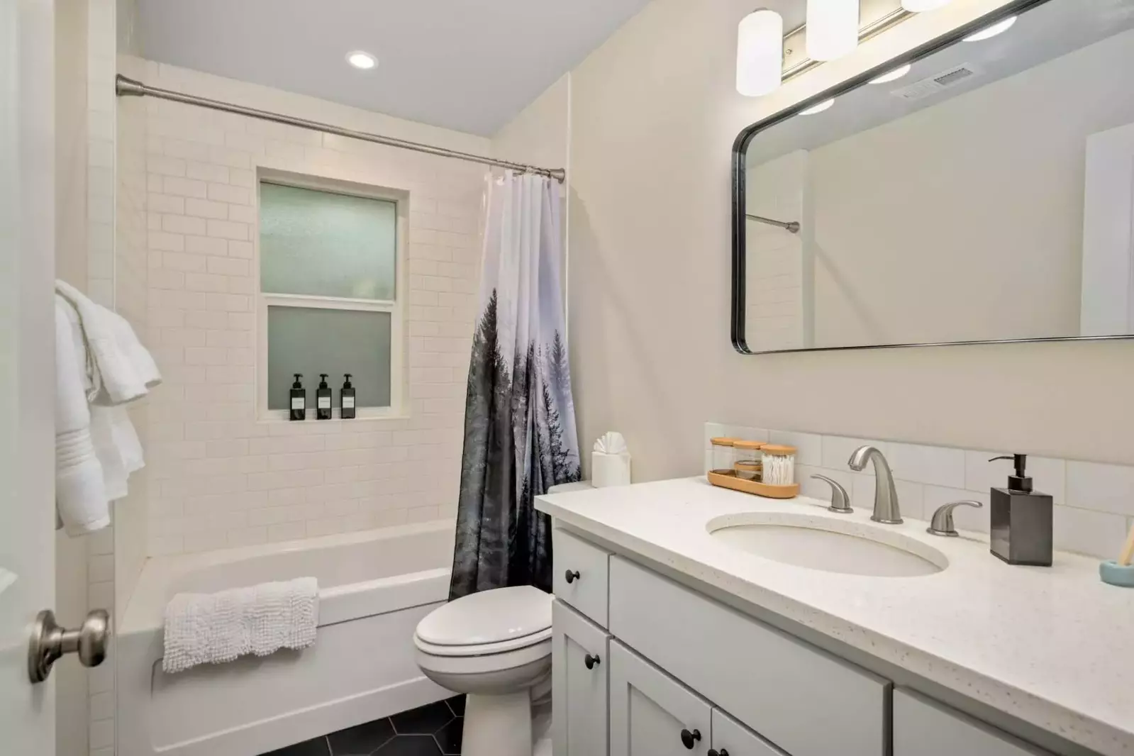 Milwaukie is right on the Willamette River. Spend a day kayaking, swimming, boating, etc! The water is excellent!