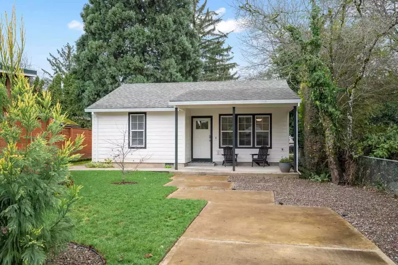 We hope we get to host you at this delightful property. Please reach out to us with any questions. We are happy to answer!