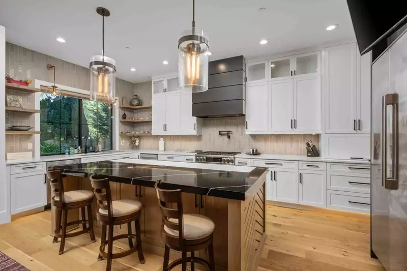 An expansive kitchen perfect for preparing a multi-course feast!