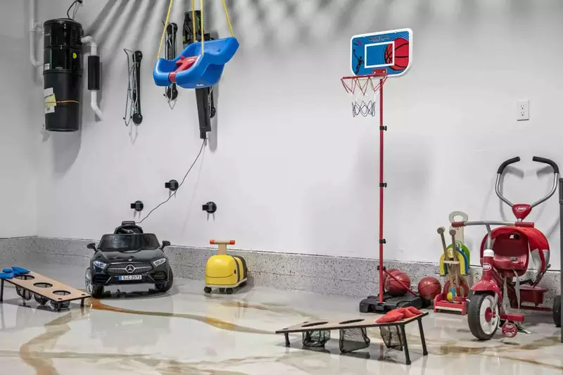 There are so many games and toys in the game room!