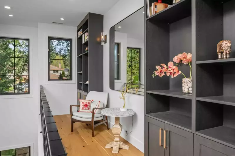 Chill out on the balcony with a nice book and a cup of tea.