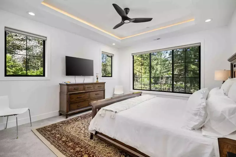 Sleep in and treat yourself to a chill day. You deserve it, you're on vacation!