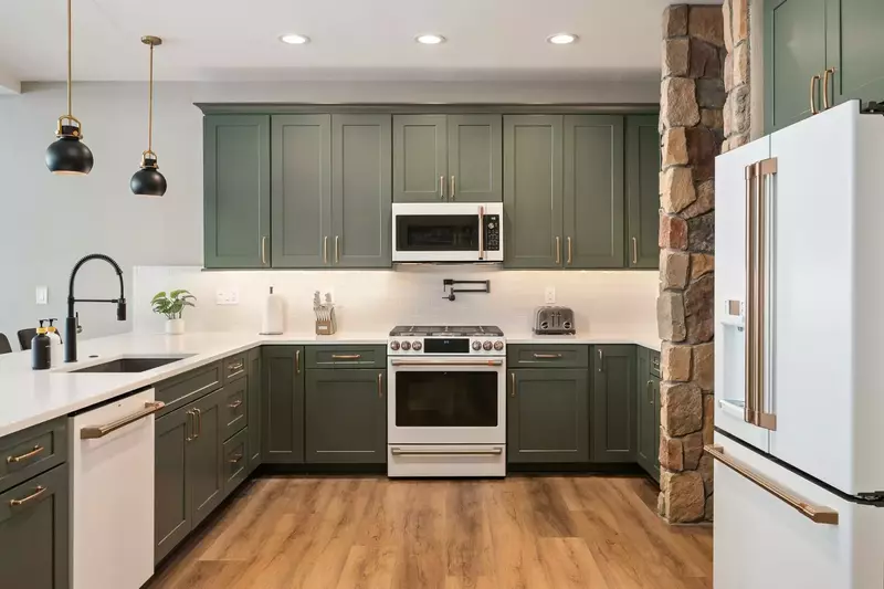 This rental is designed and decorated with great care. Each room has its own personality.