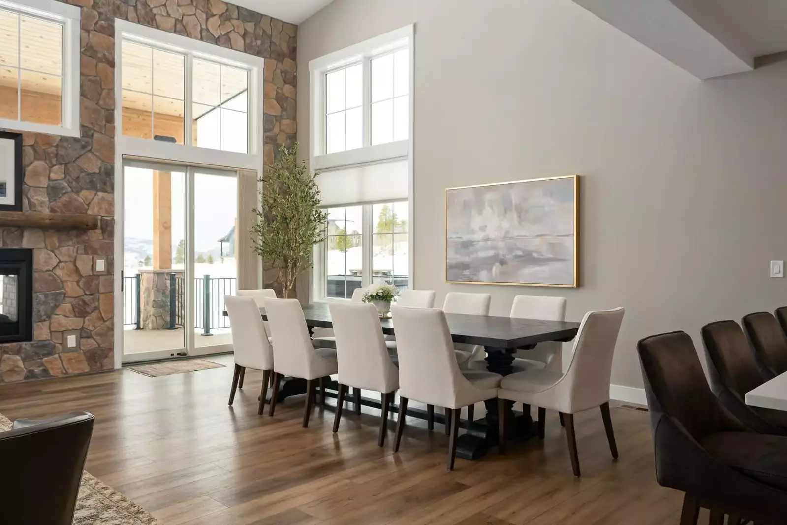 Enjoy excellent views of Colorado while enjoying a delicious meal.