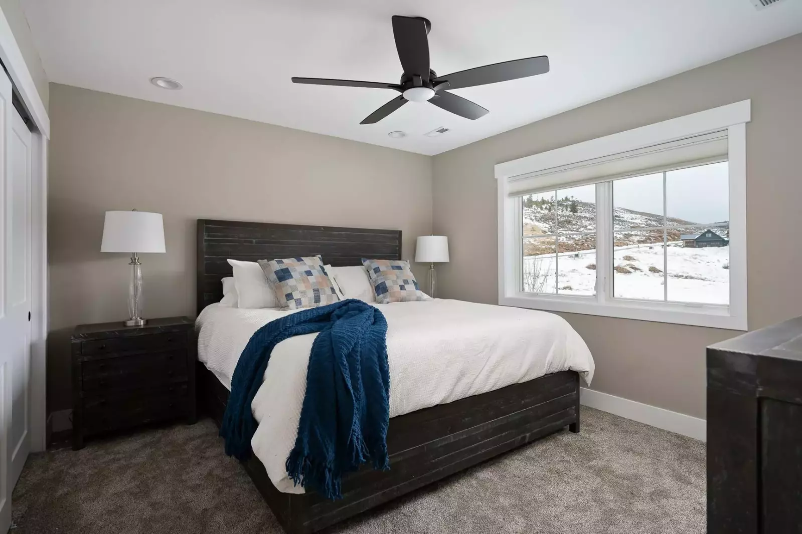 Wake up to an incredible view.