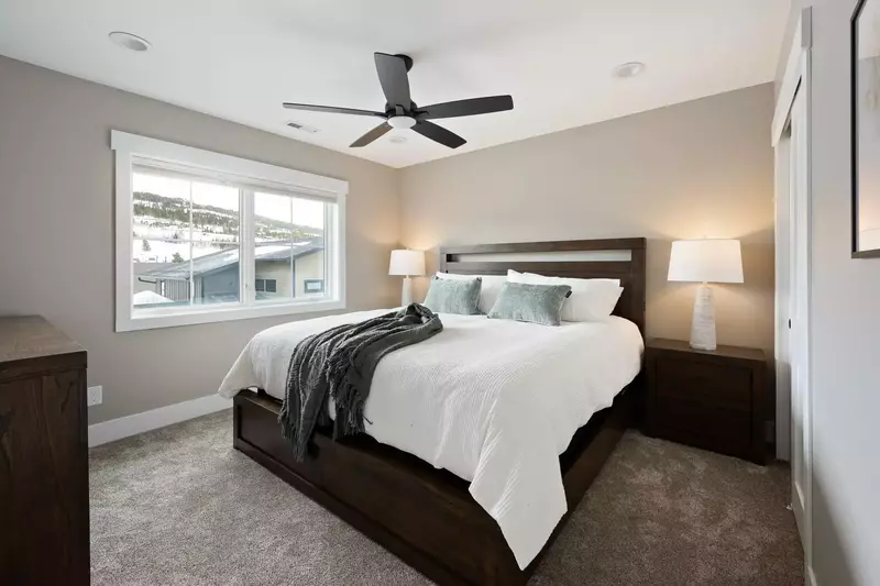 This room has a king bed, great view, efficient ceiling fan, and ample closet space.