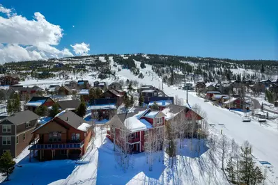 Timber Court is a wonderful rental for a ski trip. It is just a short walk from multiple ski lifts.