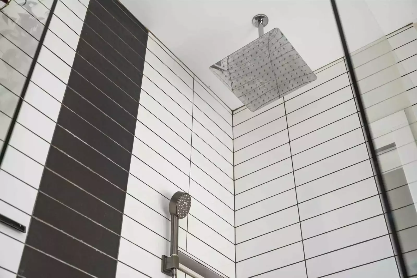 Besides Bellmont this rental is a short walk from Hawthorne,  one of Portland's most vibrant and iconic streets!