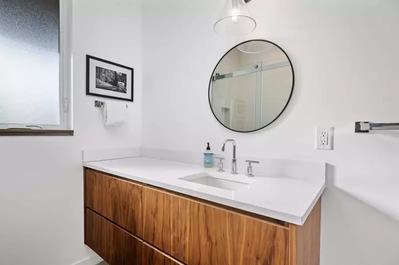 Please reach out with any questions about Manzanita, the Oregon Coast, or this rental. We hope we get to host you soon!