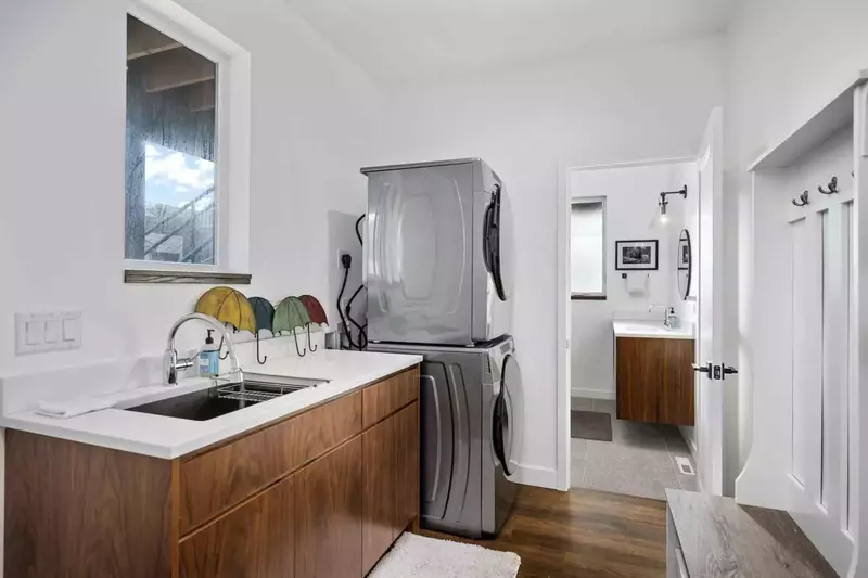 This rental has an up to date washing machine and dryer for guest use.