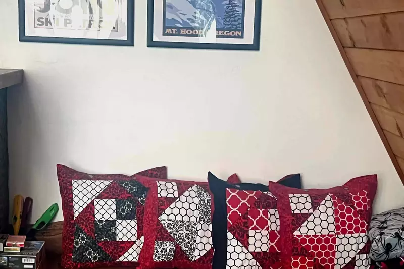 This rental is just a short drive from Portland, the Columbia River Gorge, and more fun Orgen adventures.