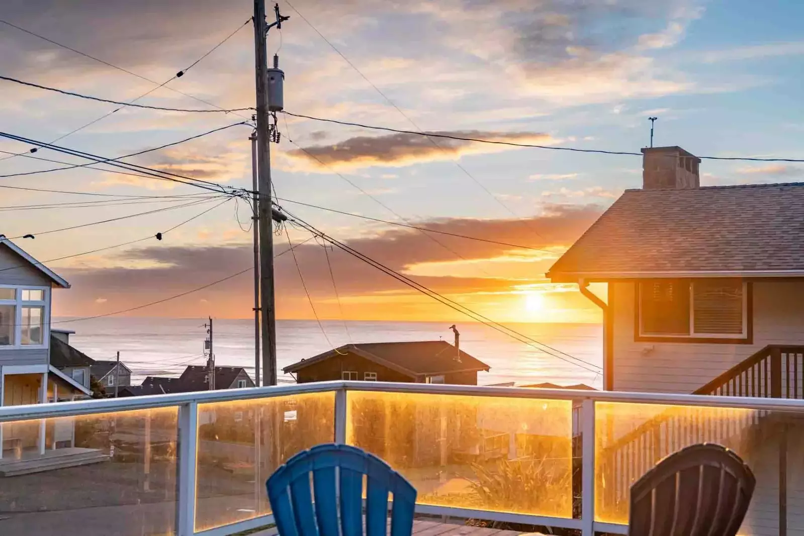 The sunsets on the Oregon Coast are enchanting.