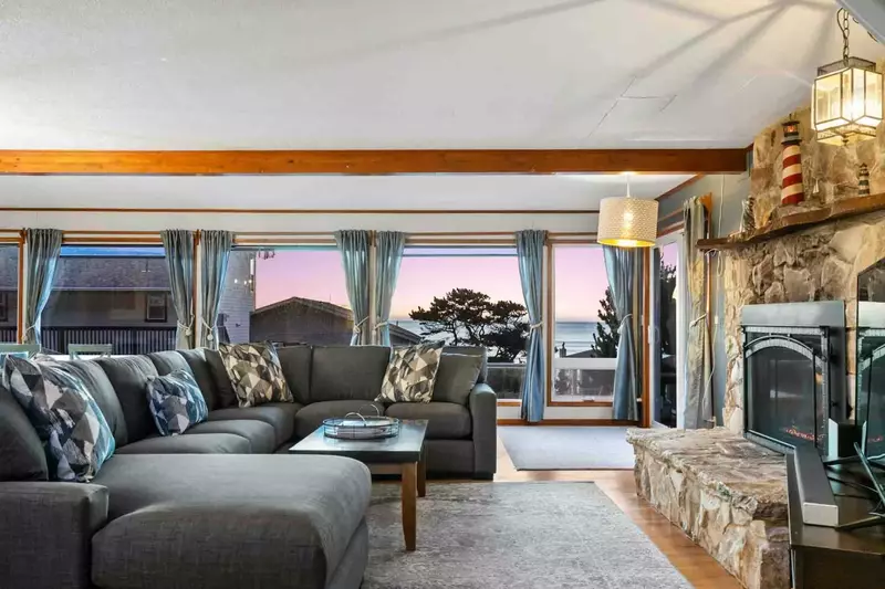 The fire is an excellent place to relax after a day exploring the Oregon Coast.