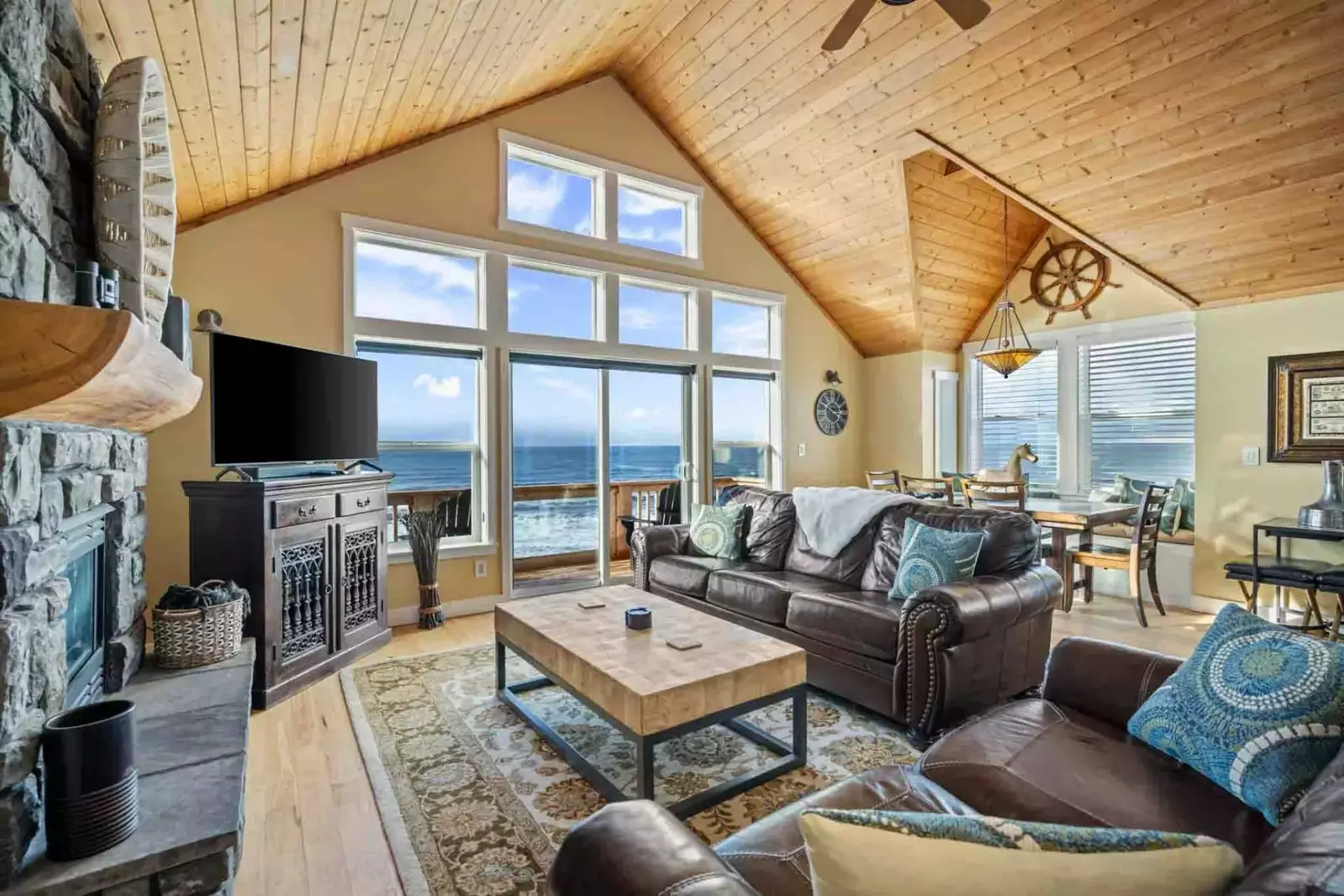 Watch you favorite movies, shows, and sports on this smart tv while relaxing in front of the stunning view.