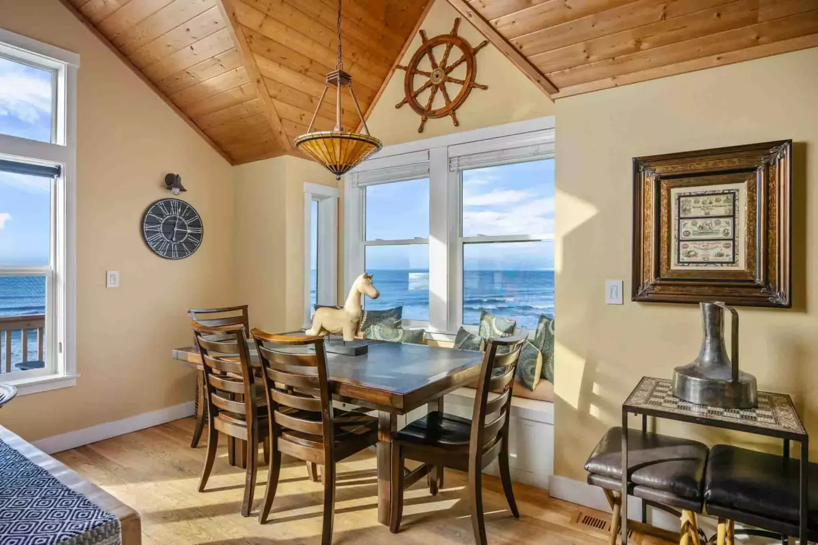 Bella Beach is a charming and peaceful neighborhood north of downtown Depoe Bay.