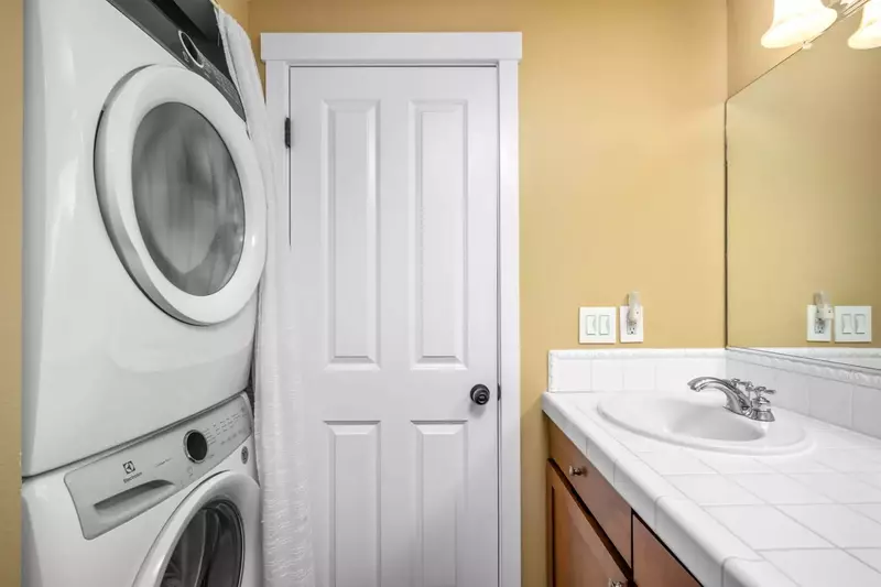 This rental has an up to date washing machine and dryer for guest use.