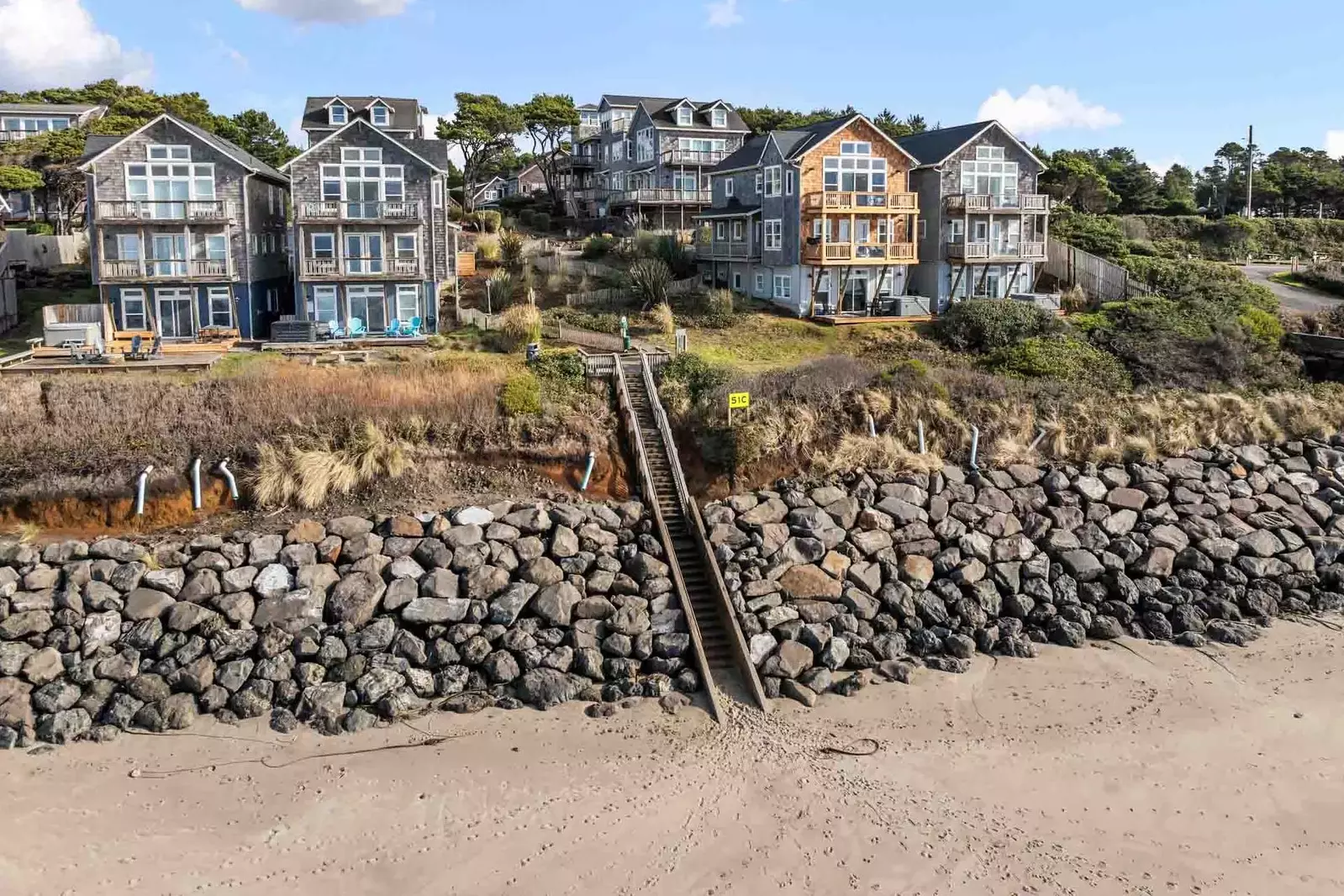 Please reach out with any questions about family activities around Bella Beach, Depoe Bay, and the Oregon Coast.