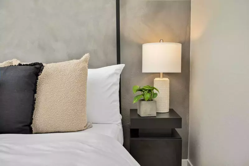 "Definitely would stay again. Highly recommended!" - Wesley