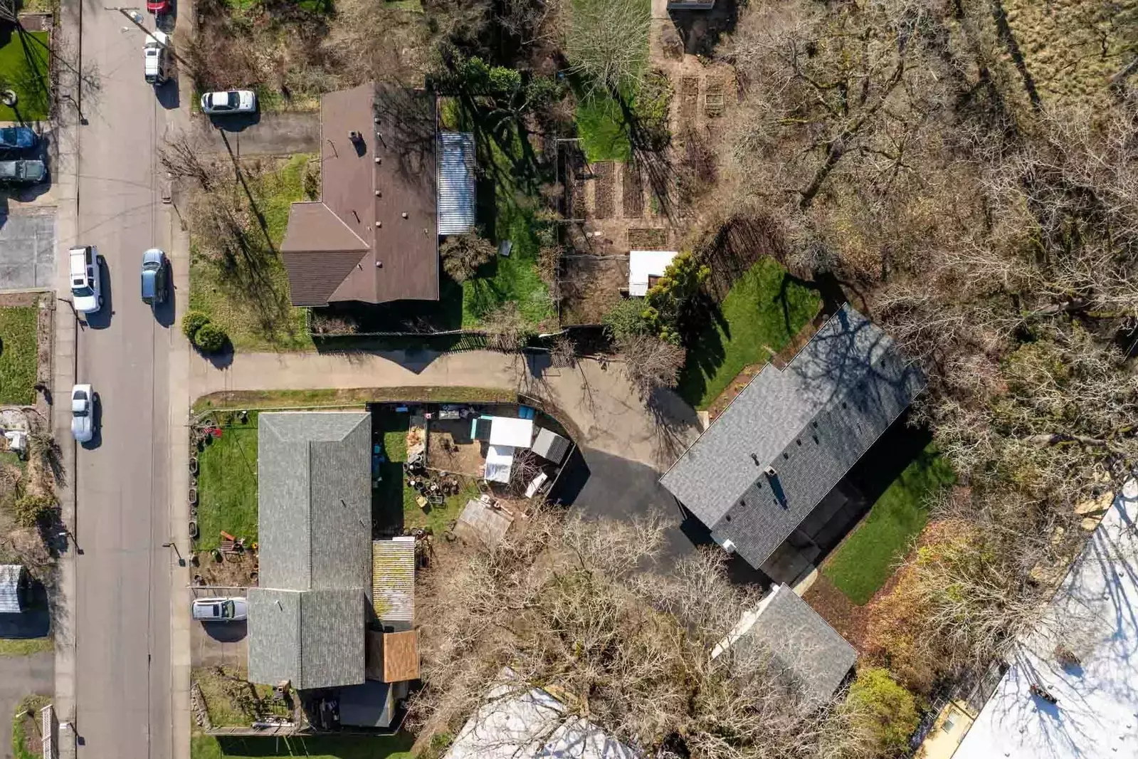 The Holistic Hideaway is in a quiet neighborhood but close to many activities.