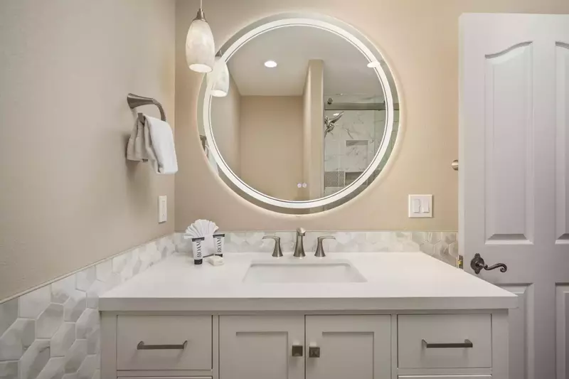 "The house fit our large family of 12 quite comfortably." - Jonathan