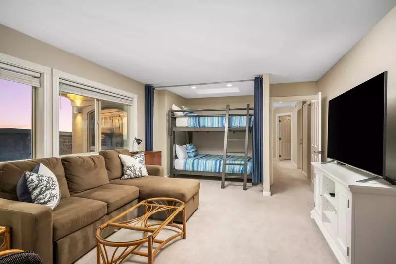 Queen Over Queen Bunk Bed