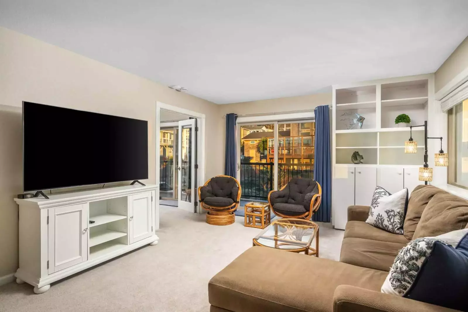 Have a movie night after a day on the beach.