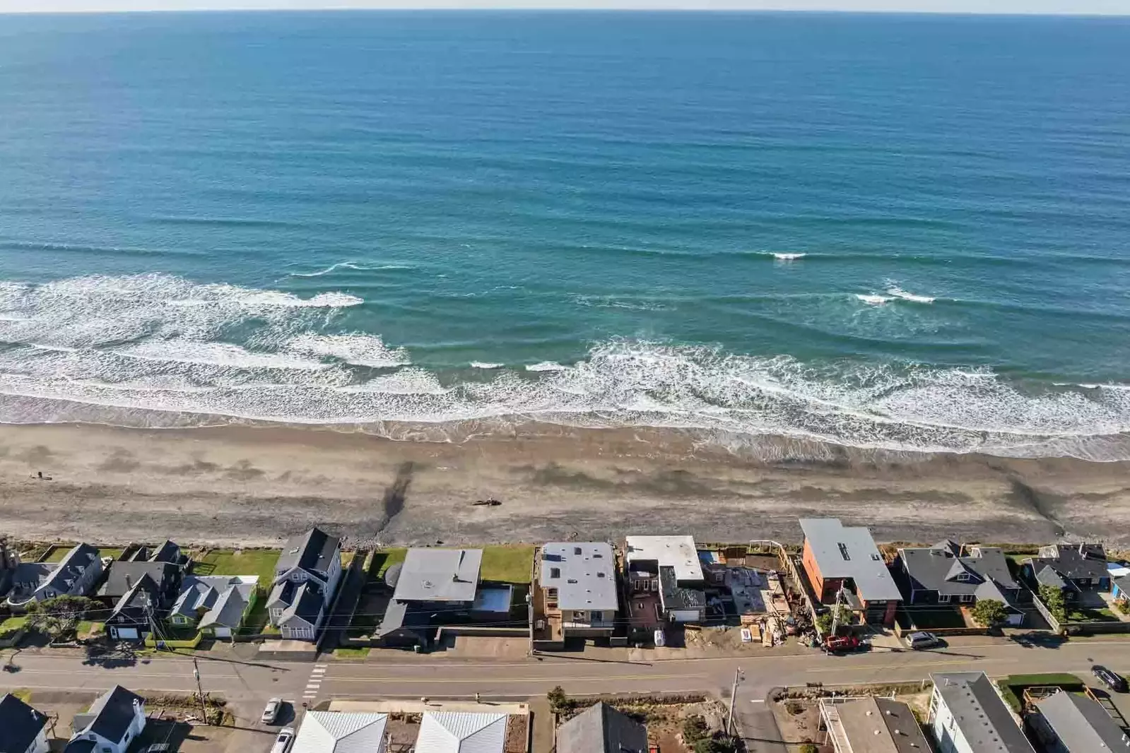 "Beautiful house and fun location. We enjoyed it! Thank you!" - Zac