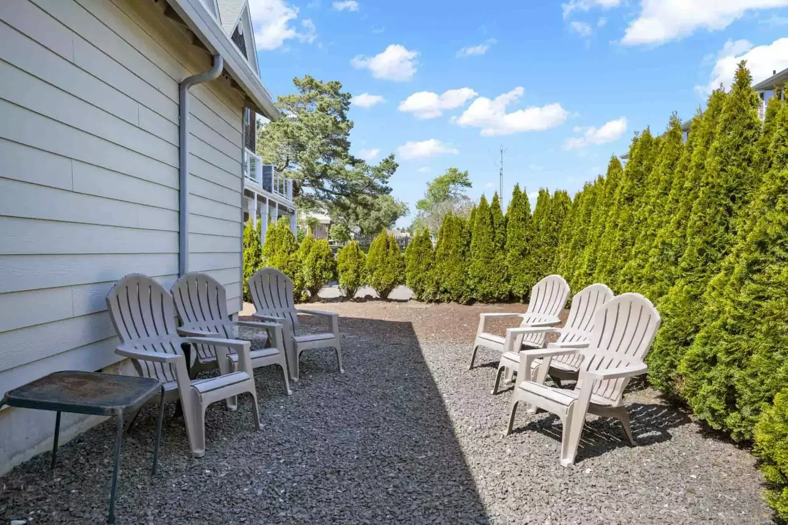 "Was very clean and modern, but felt cozy at the same time. Would definitely go back!" - Joan